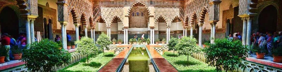 Autoverhuur Sevilla Santa Justa Giralda Kathedraal 