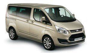 8 or 9 seater minibus hire at Pisa Airport