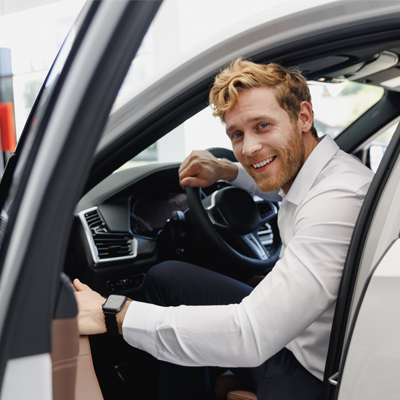 CLIENTES SATISFECHOS QUE RECOMIENDAN Y REPITEN