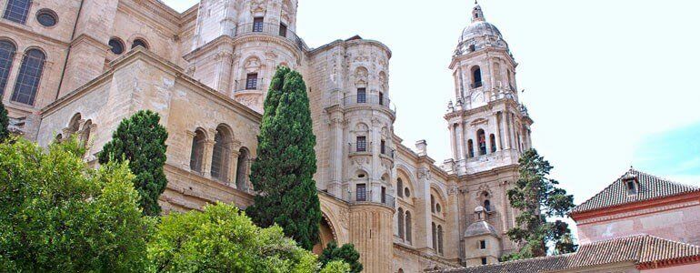 Hire a Car Malaga Holly Week Easter